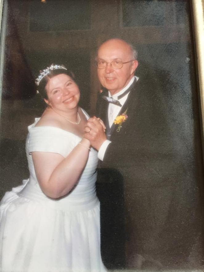 11201919_10152801096747073_6447813841267737672_n